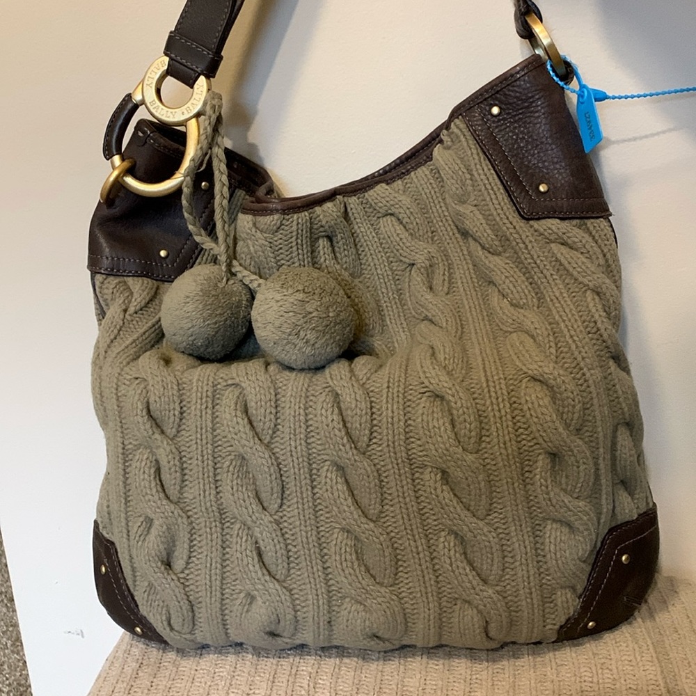 Rare Bally Sweater Shoulder Bag. Brown and Tan.